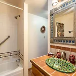 Vista La Sierra Apartment