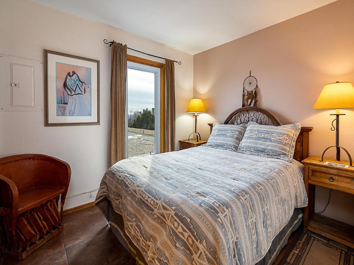 Vista La Sierra Santa Fe